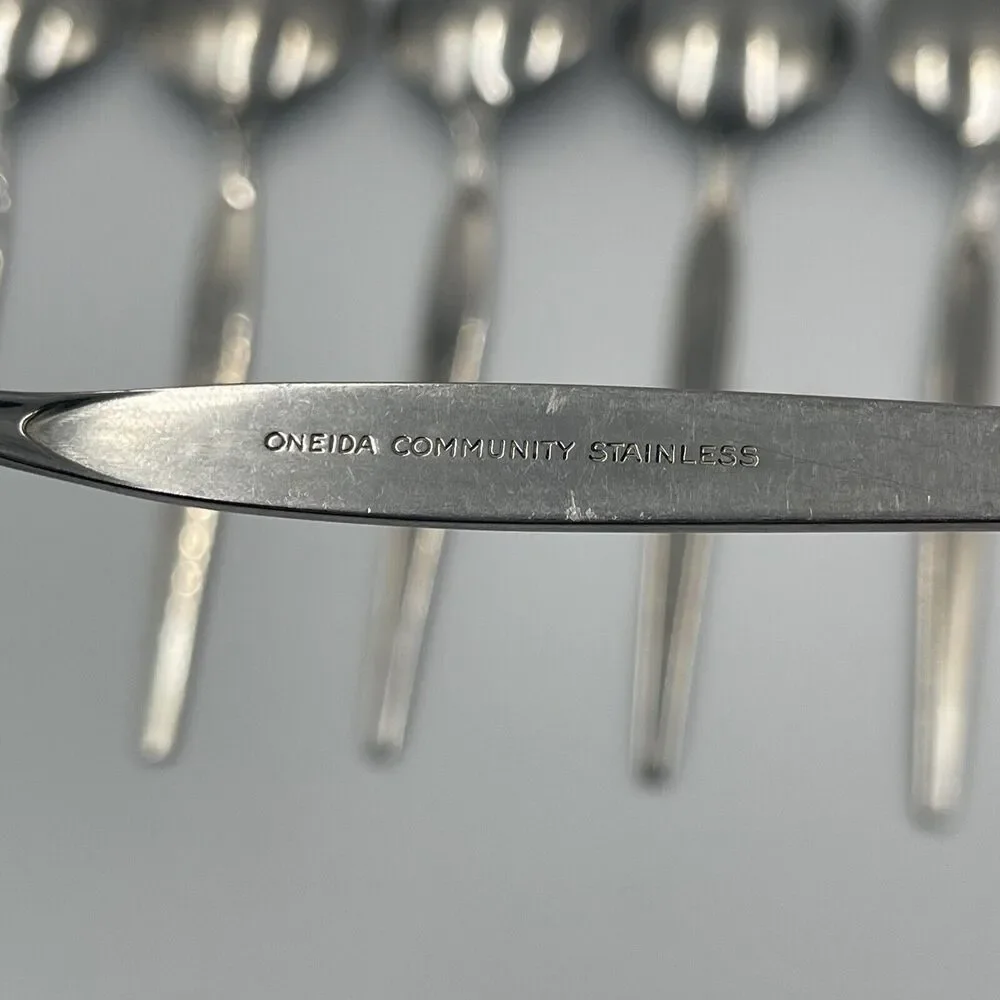 6 Oneida Community SATINIQUE Older Style Stainless Oval SOUP SPOONS Vtg Flatware